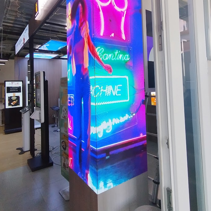 QS-TECH LED Videotron P2.5 Indoor 576 cm x 324 cm
